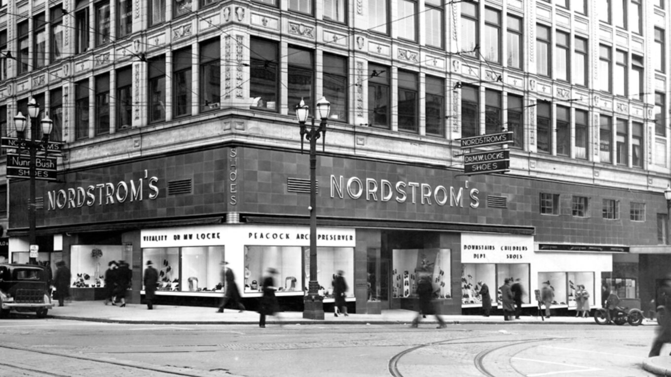 RESOURCES Customer Before Company Revolutionizing Your Business The